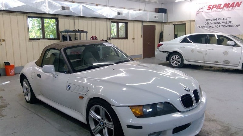 Coolant Reservoir Fits 97-00 BMW Z3 1705120