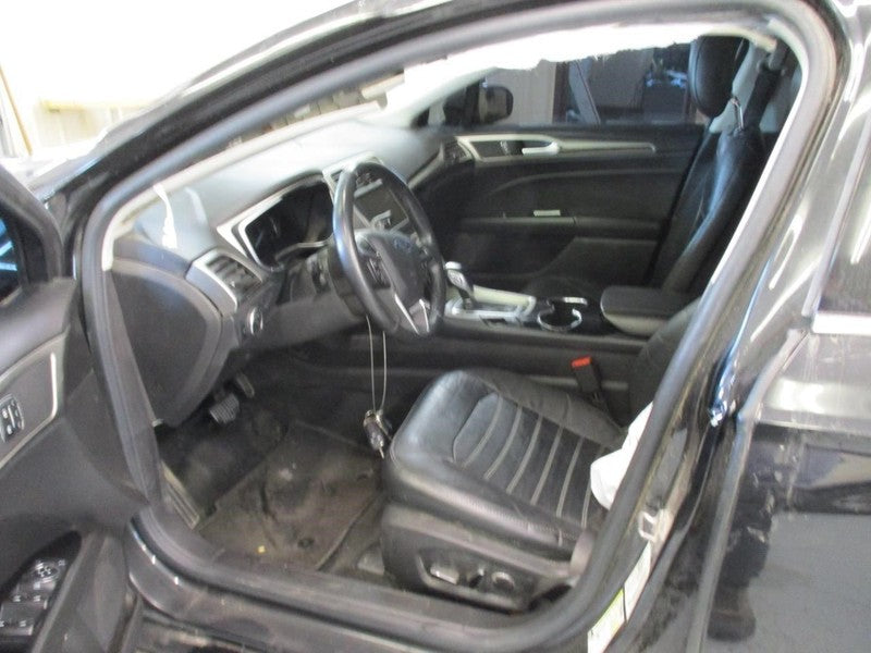 Driver Left Tail Light Lid Mounted Hybrid SE Fits 13-16 FUSION 1651891