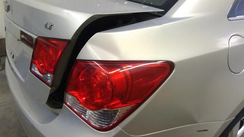 Passenger Tail Light VIN P 4th Digit Limited Fits 11-16 CRUZE 2027198
