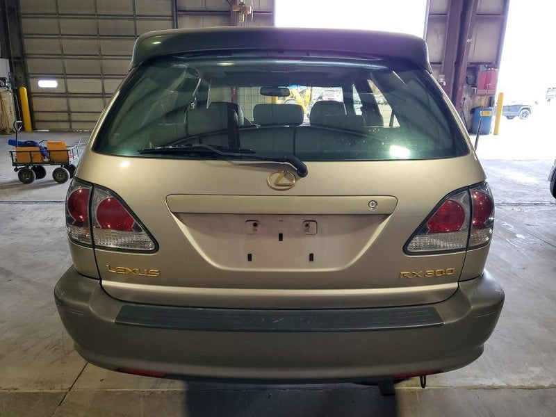 RX300     2001 Owners Manual 1896083