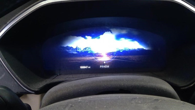 ESCAPE    2020 Glove Box 1734965