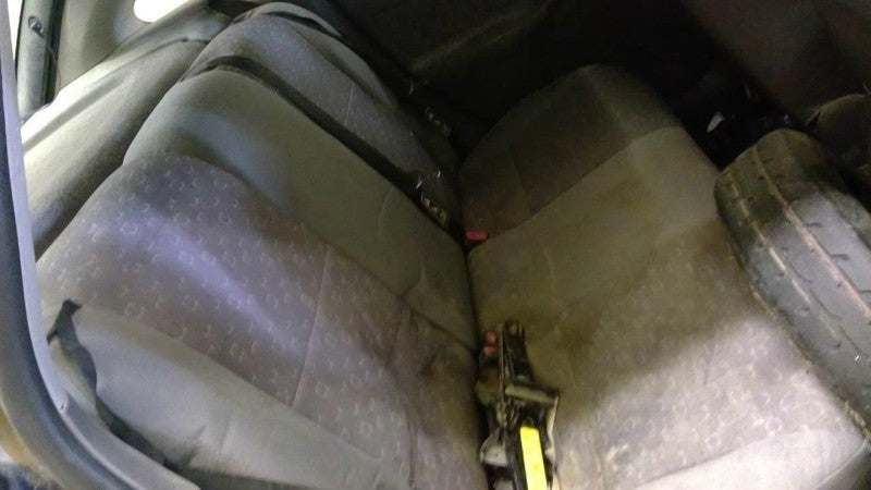FOCUS     2003 Seat Rear 2059537