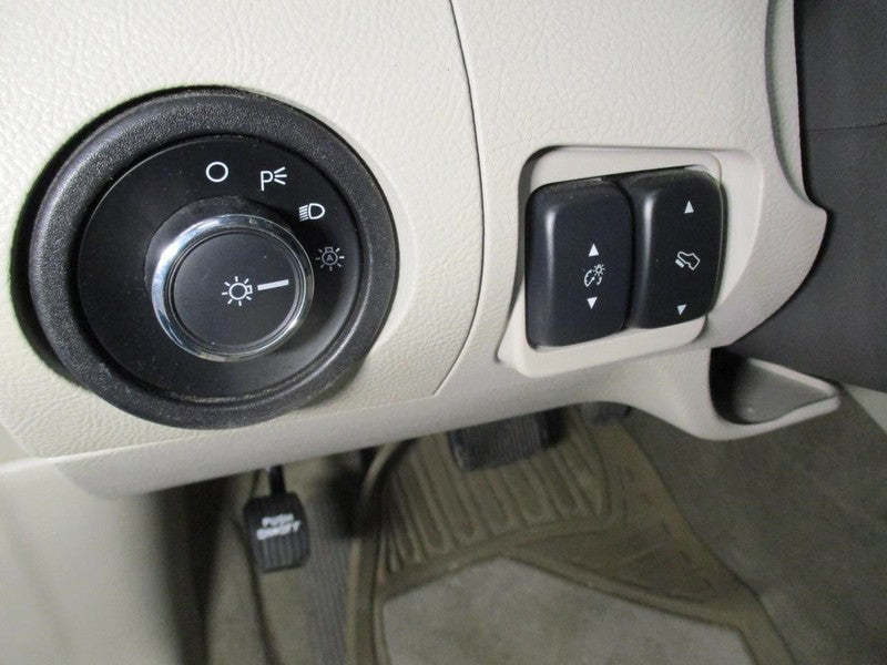 TAURUS    2011 Dash/Interior/Seat Switch 2017250