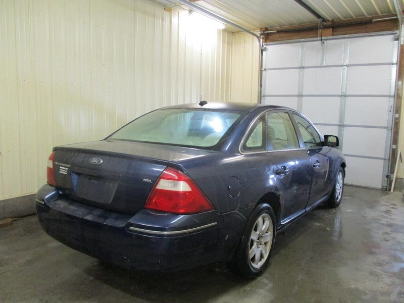 Power Steering Pump Fits 05-07 FIVE HUNDRED 1894046