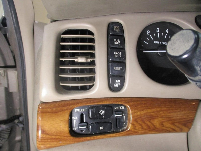 LESABRE   2002 Dash/Interior/Seat Switch 2000762