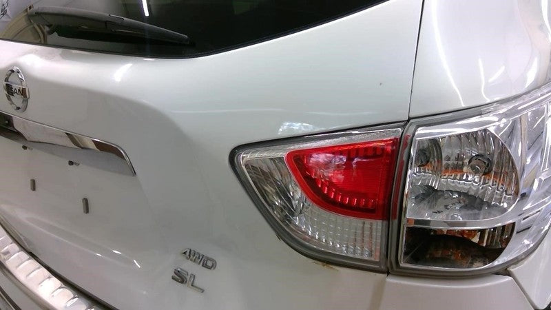 Passenger Tail Light Gate Mounted Fits 13-16 PATHFINDER 2029766