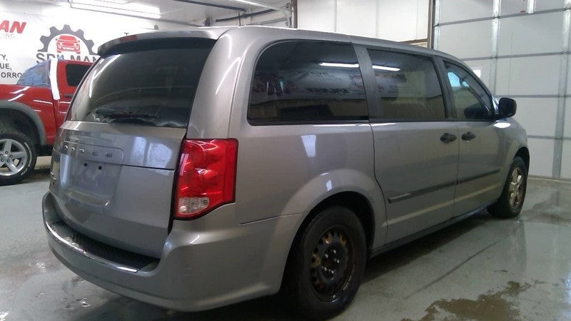 Starter Motor Fits 11-20 CARAVAN 1717262