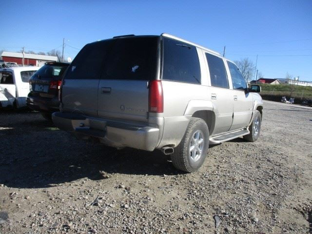 Carrier Front Axle Classic Style 3.73 Ratio Opt GT4 Fits 97-00 TAHOE 1