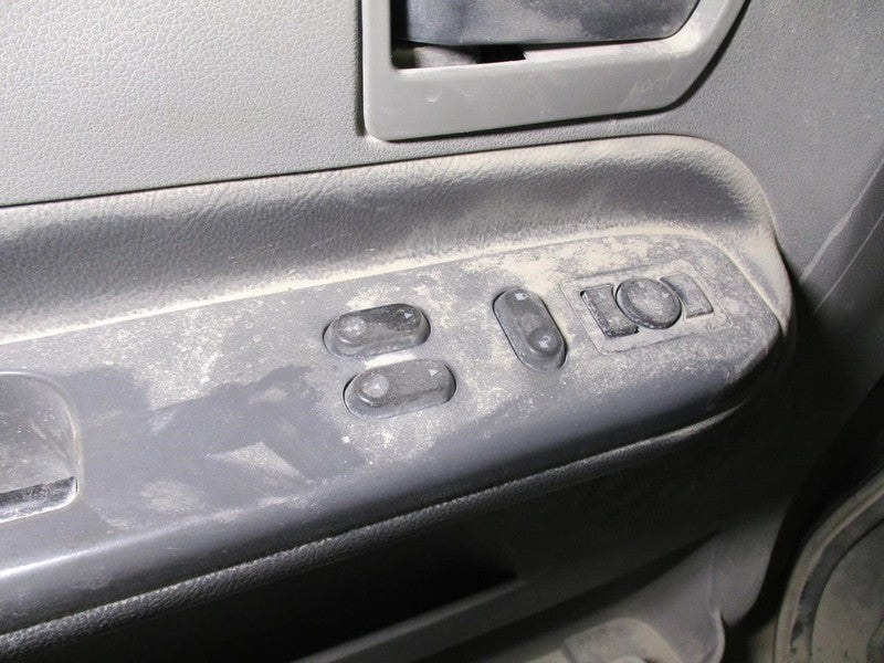 Driver Left Front Door Switch Driver's Window Fits 04-05 FREESTAR 1996