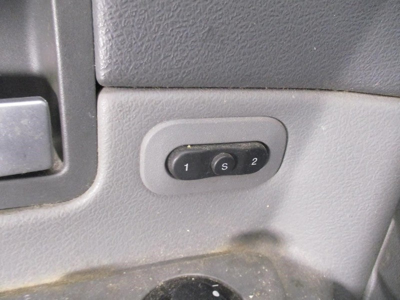 Audio Equipment Radio Receiver Chassis Cab Fits 06-10 DODGE 3500 PICKU