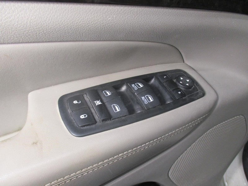 Driver Front Door Switch Driver's LHD Master Fits 11-13 GRAND CHEROKEE