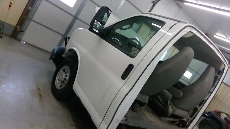 AC Compressor Fits 17-24 EXPRESS 2500 VAN 1888568