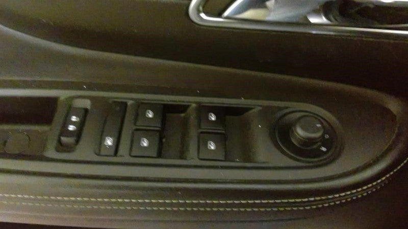 Driver Front Door Switch Driver's Window Fits 13-16 ENCORE 1938044