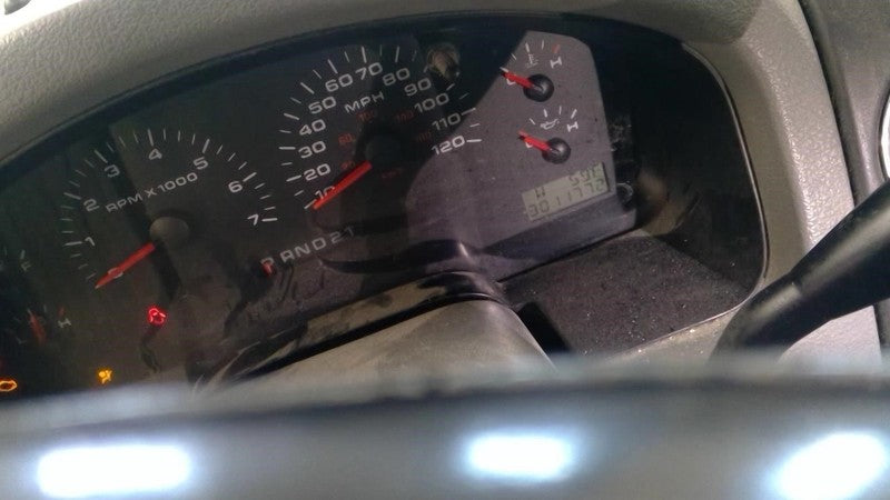 F150      2005 Glove Box 1881142