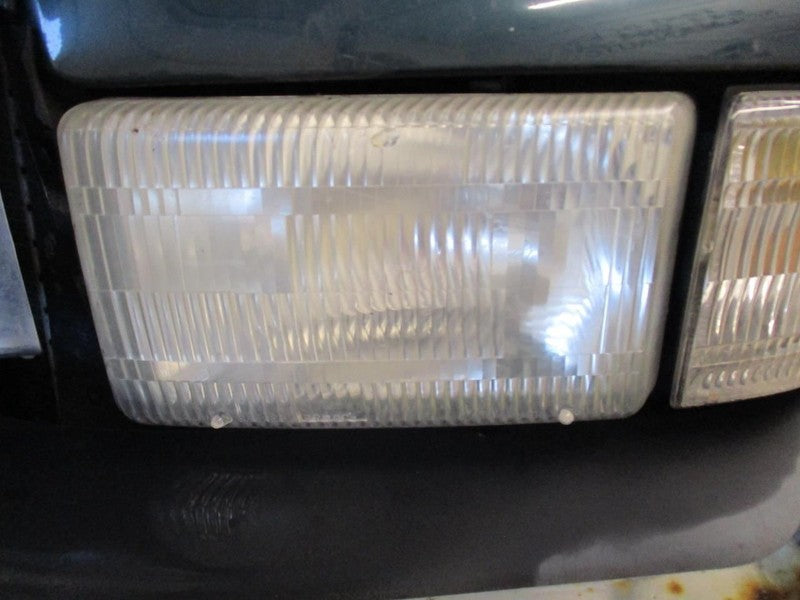 Driver Headlight Without Sport Model Fits 94-02 DODGE 2500 PICKUP 1904