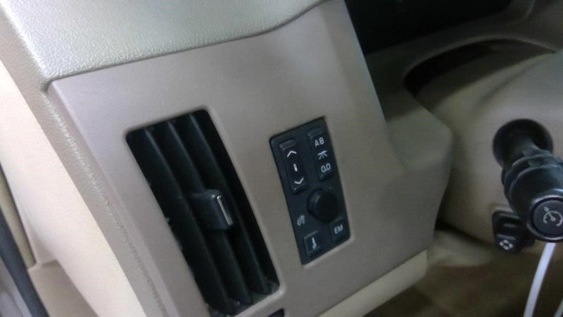 STS       2005 Dash/Interior/Seat Switch 1992227