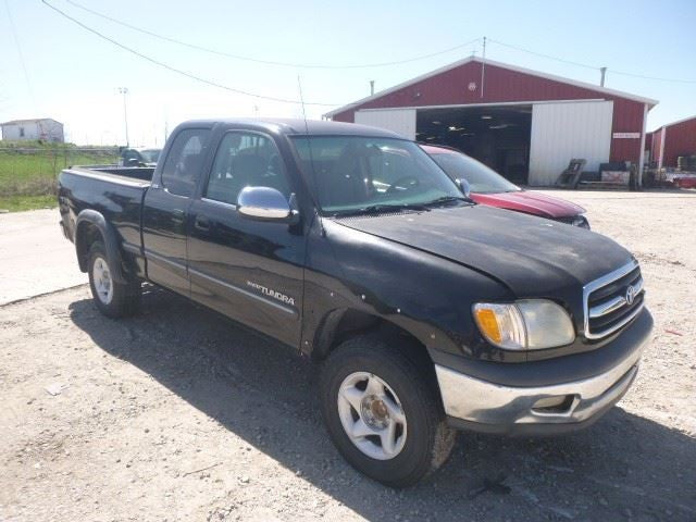 TUNDRA    2002 Keys/Latches/Locks 1559758