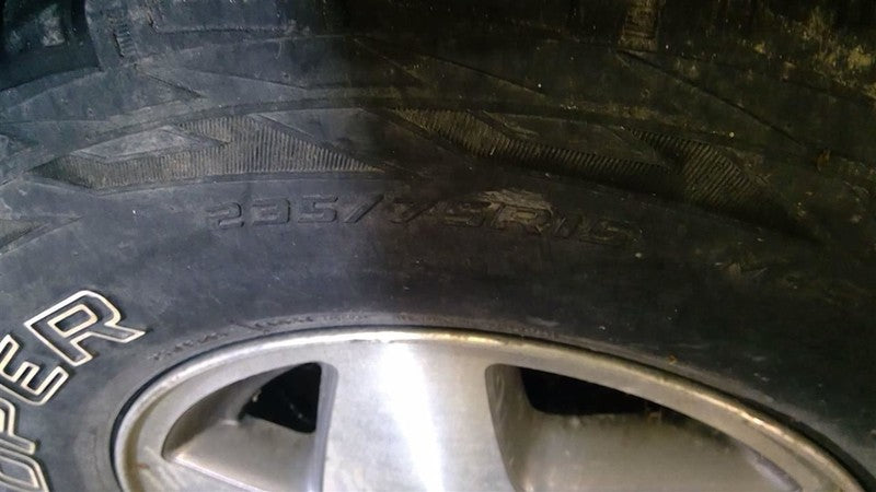 Front Axle Thru 1/4/96 U-joint Style Axle Fits 93-96 GRAND CHEROKEE 17