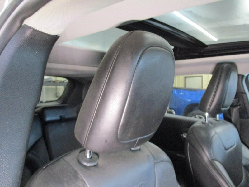 Jeep Cherokee 2020 Headrest Used 8459