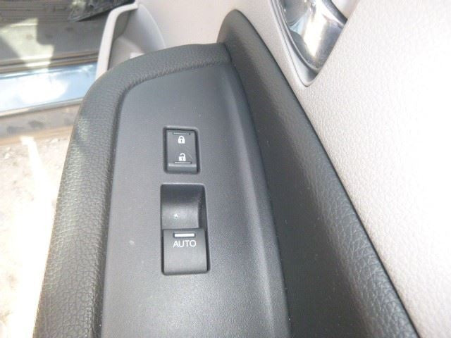 PILOT     2016 Front Door Switch 1660235