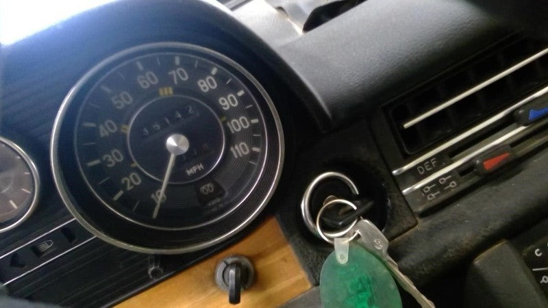 300D      1976 Transmission Shift 1942687