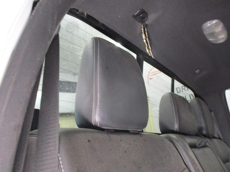 Ford F-250SD 2012 Headrest Used 5623