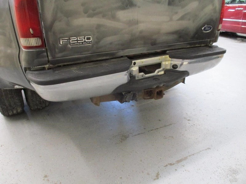 Rear Axle Pickup Styleside Box DRW 6.0L Fits 05-07 FORD F350SD PICKUP 