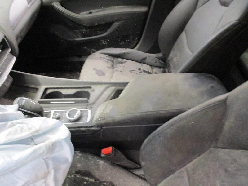 Console Front Floor Console Opt Mhs Fits 20-25 CT5 1725328