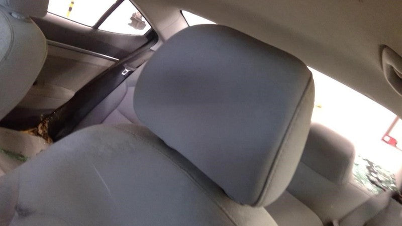 Hyundai Elantra 2017 Headrest Used 8136