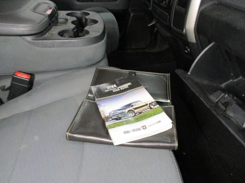RAM1500   2014 Owners Manual 1689806