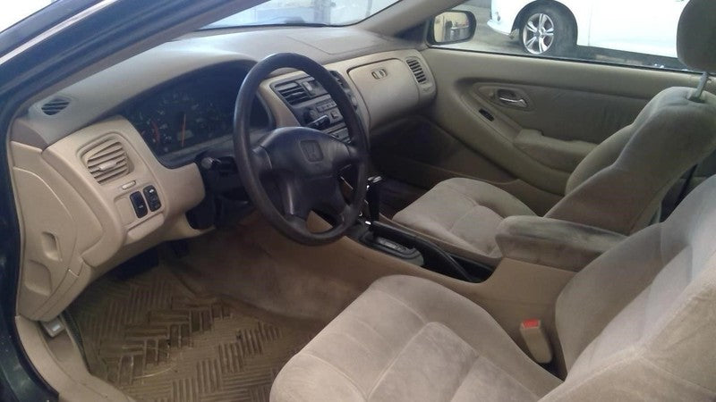 Passenger Right Front Door Glass Coupe Fits 98-02 ACCORD 1930480