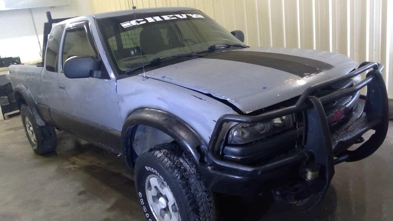 AC Condenser Fits 95-05 BLAZER S10/JIMMY S15 1935128