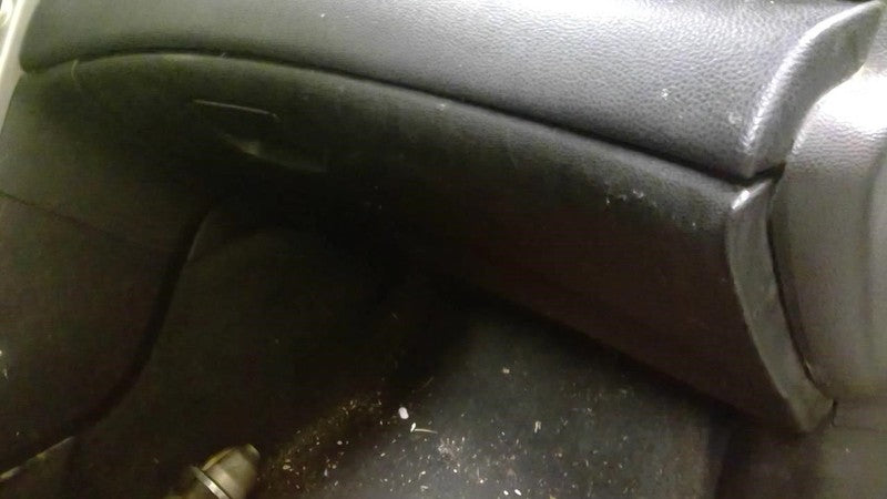 MALIBU    2013 Glove Box 2016491