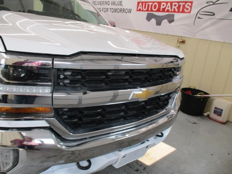 SILVRDO15 2017 Glove Box 1665057
