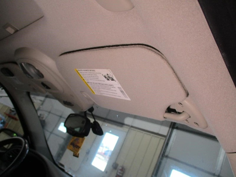 Passenger Right Sun Visor With Illumination Fits 08-09 ENVOY 1924861