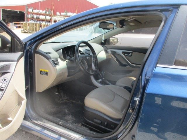 ELANTRA   2015 Fuse Box Cabin 1570385
