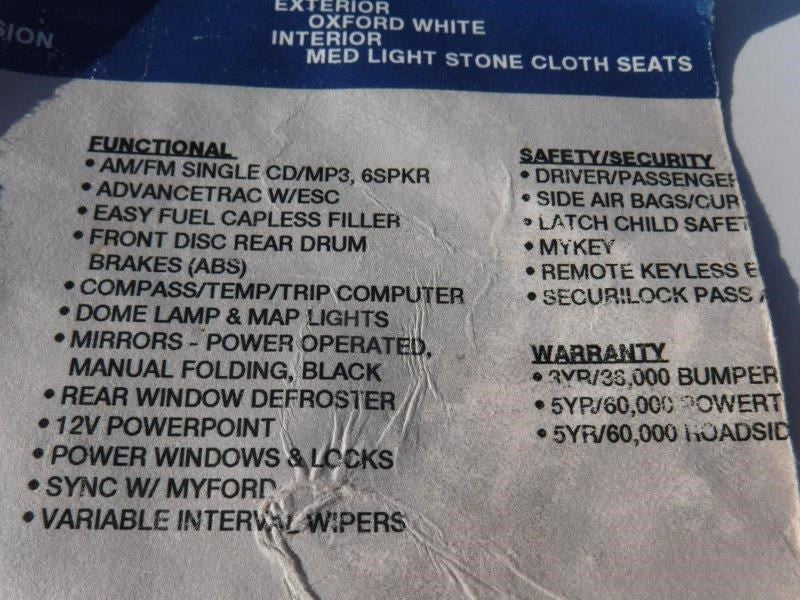 FOCUS     2013 Glove Box 1061489