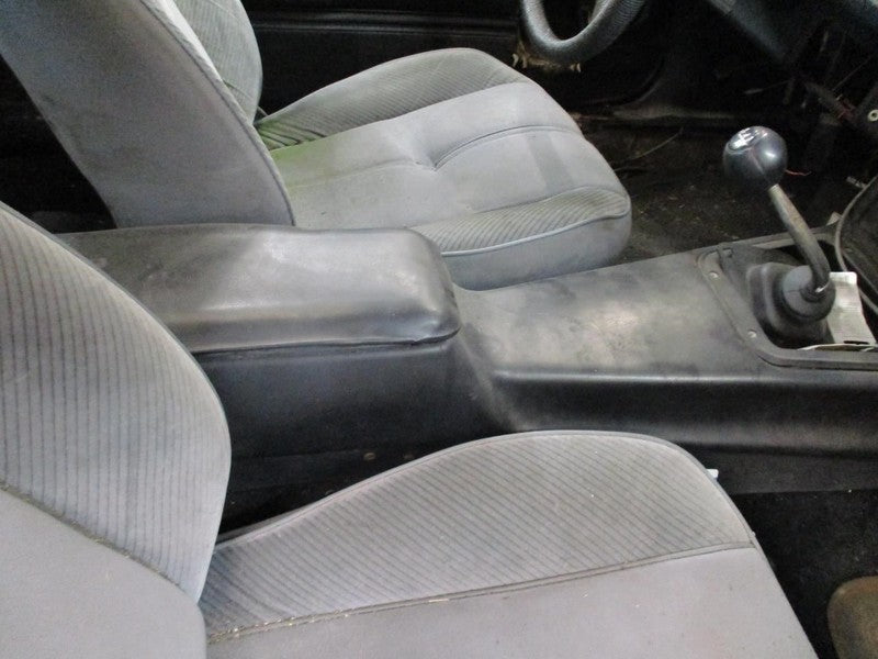 CAMARO    1979 Console Front 1727960
