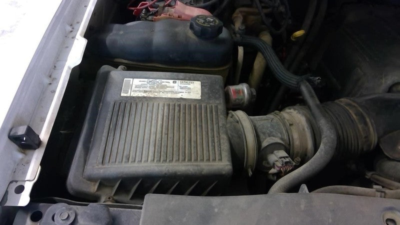 Air Cleaner With Hybrid Option Opt HP2 Fits 99-09 SIERRA 1500 PICKUP 1