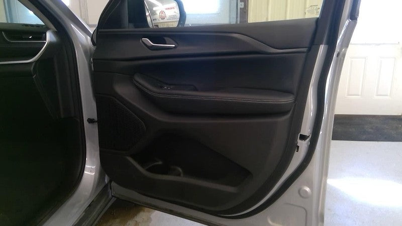 GRANDCHER 2023 Front Door Trim Panel 2052123
