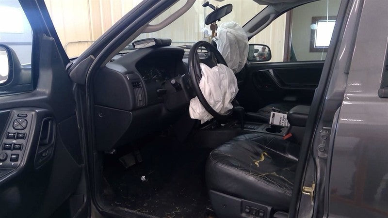 Power Steering Pump Fits 02-04 GRAND CHEROKEE 1690757