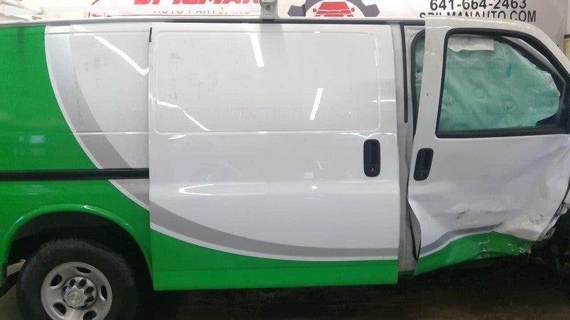 Power Steering Pump Fits 18-24 EXPRESS 2500 VAN 1729930