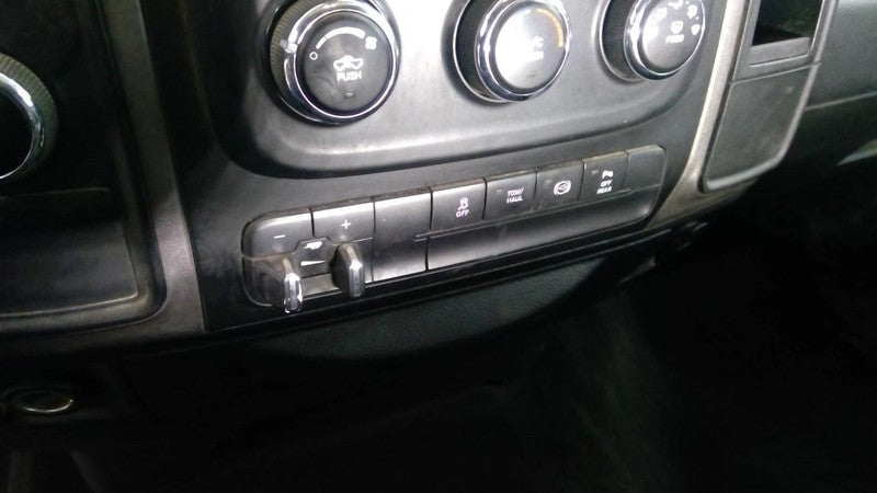 RAM3500   2017 Dash/Interior/Seat Switch 1714177