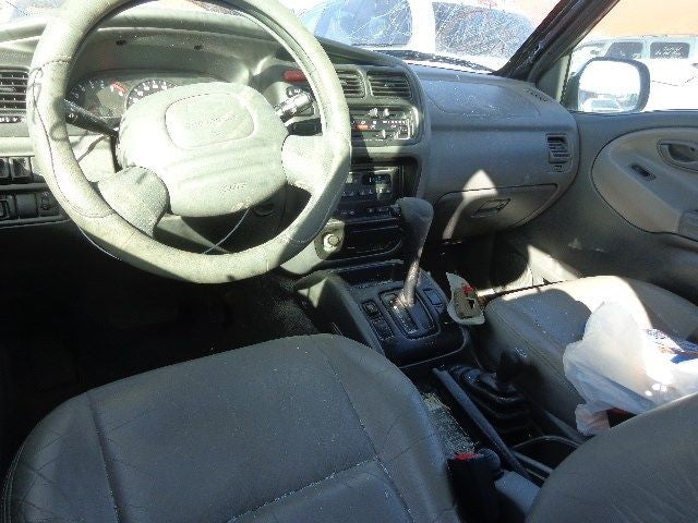 Radiator Fan Motor Fan Assembly Condenser Fits 99-01 TRACKER 711843
