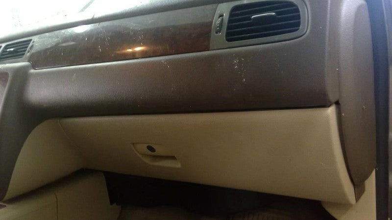Chevrolet Suburban 1500 2011 Headrest Used 0660
