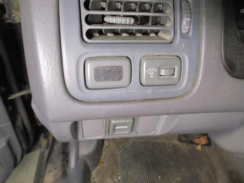CIVIC     1997 Dash/Interior/Seat Switch 1933418