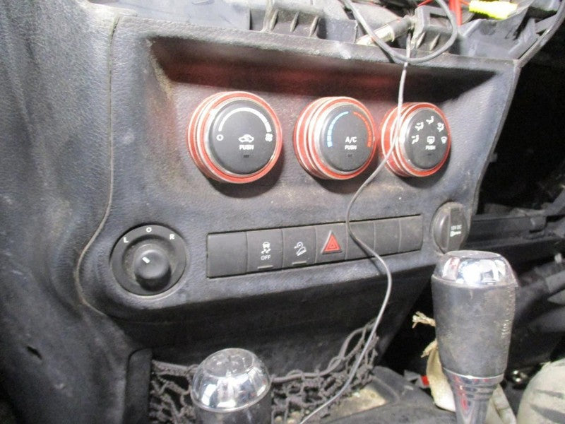 WRANGLER  2011 Dash/Interior/Seat Switch 1740365
