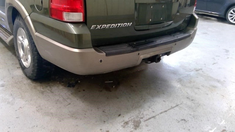 Passenger Right Tail Light Fits 03-06 EXPEDITION 2024584