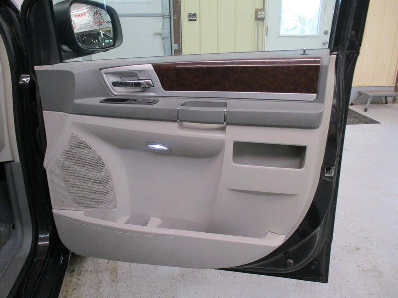 TOWN COUN 2010 Front Door Trim Panel 2040666