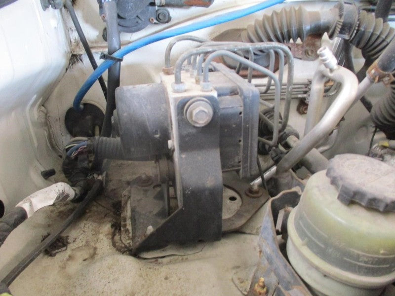 Carrier Rear Axle 2WD Extended Cab Prerunner Fits 95-04 TACOMA 1743067